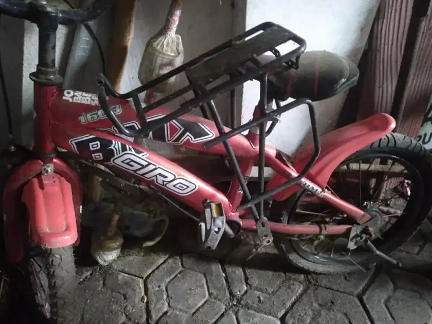 Sepeda anak model bmx ukuran 12