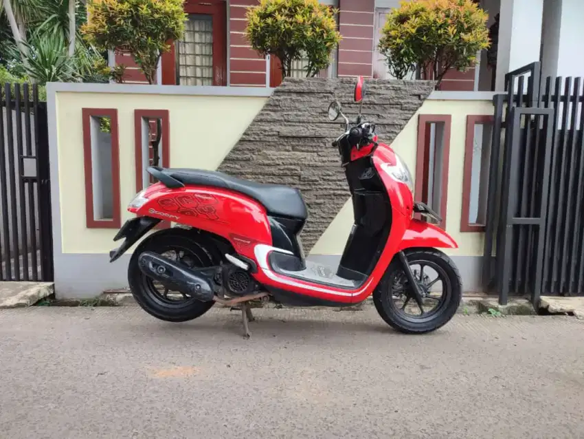 JUAL HONDA SCOOPY TAHUN 2018 LIKE NEW