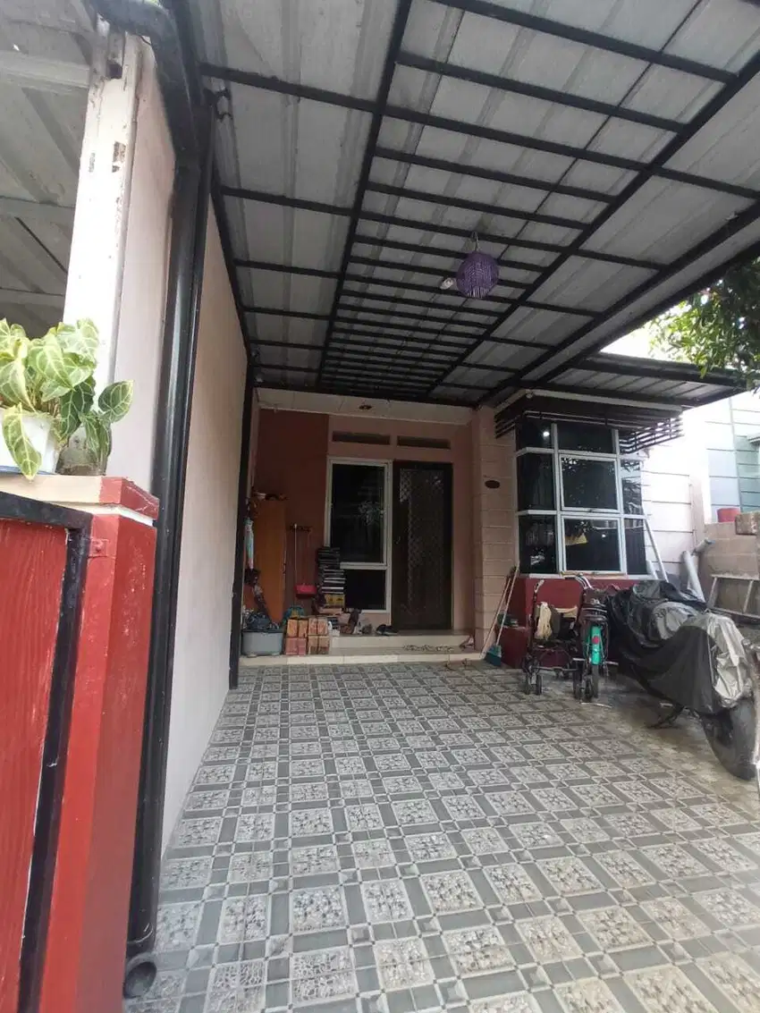 Di Jual Rumah minimalis modern 2 lantai siap huni di Cluster lavender