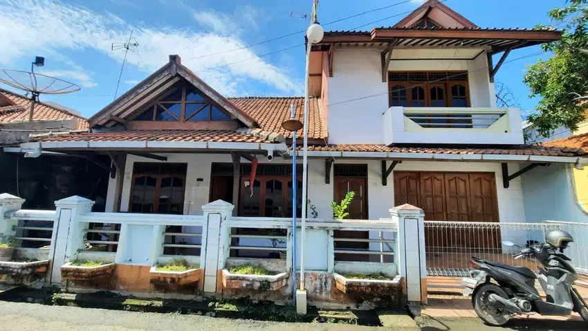 Rumah Hook 2 Lantai Binagriya Pekalongan