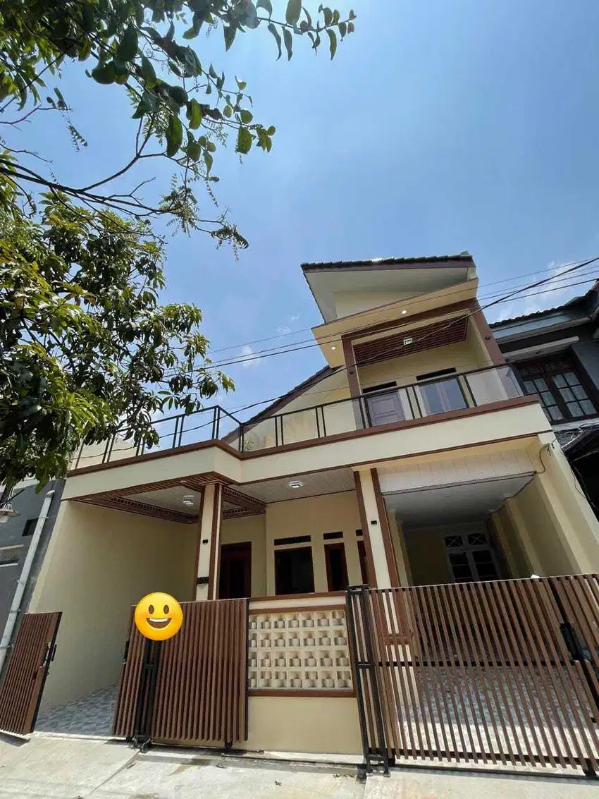 Dijual rumah baru Renovasi, 2 lantai, siap huni di Taman Galaxi Bekas