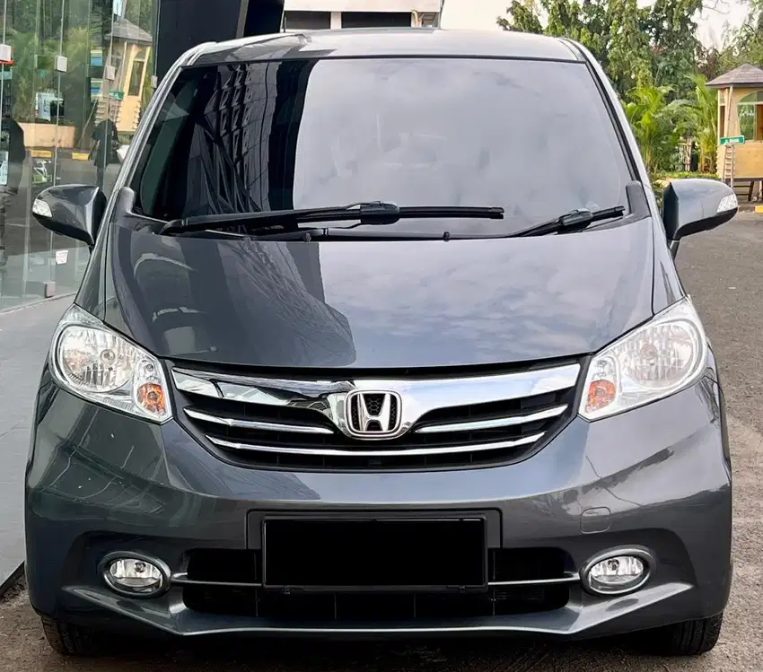 Honda Freed S 2012 Antik Low KM Murah Bekas Abu Ganjil Irit