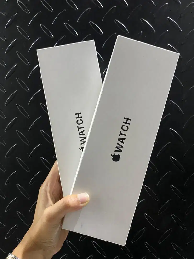 Apple Watch SE Gen 2 Starlight 40mm New Resmi iBox Indonesia