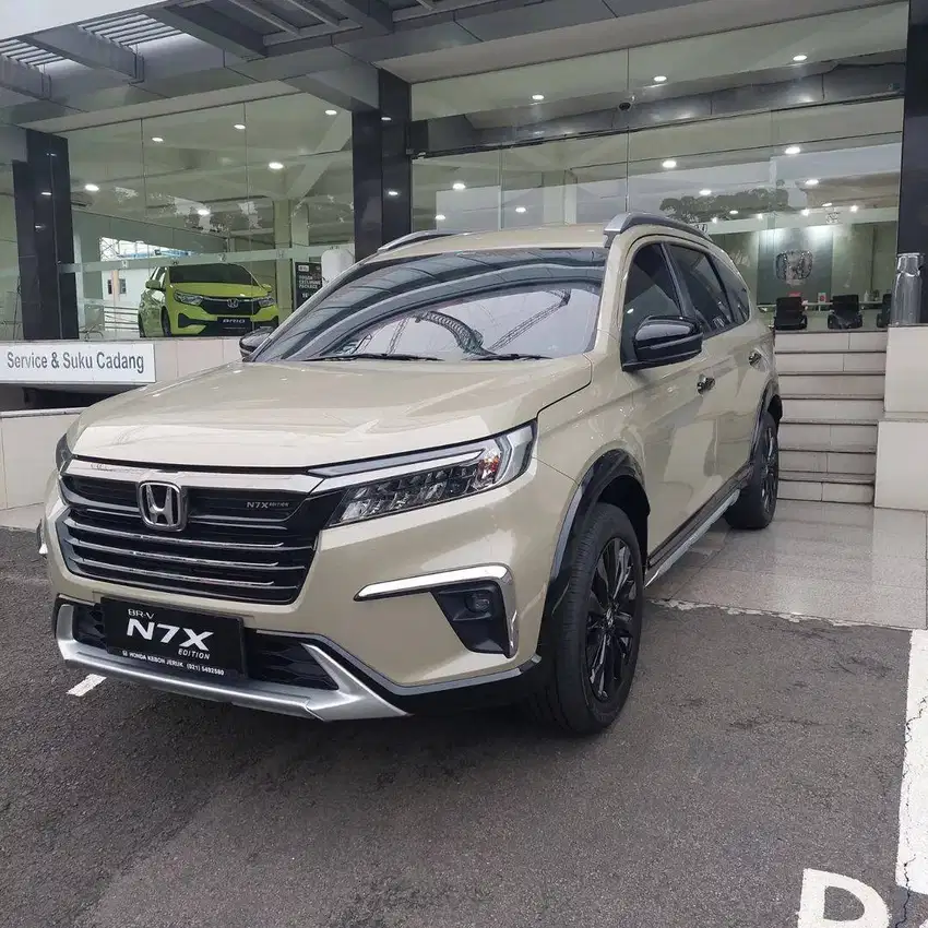 [MOBIL BARU]  Promo Akhir Tahun Honda BRV N7X