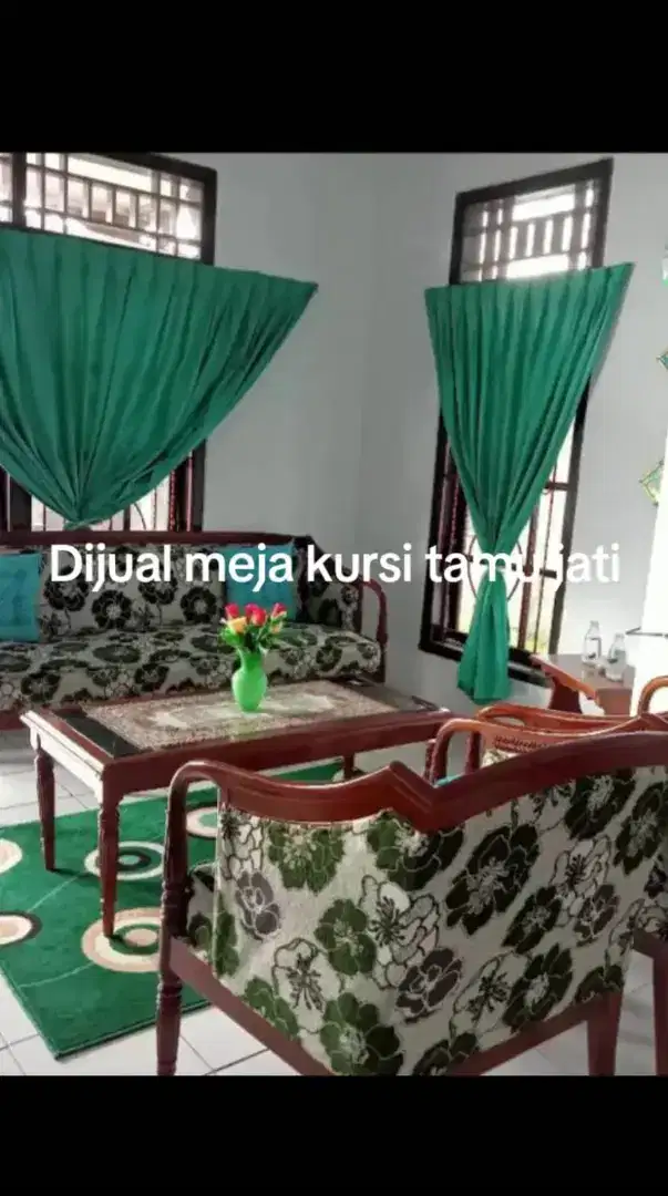 Kursi ruang tamu