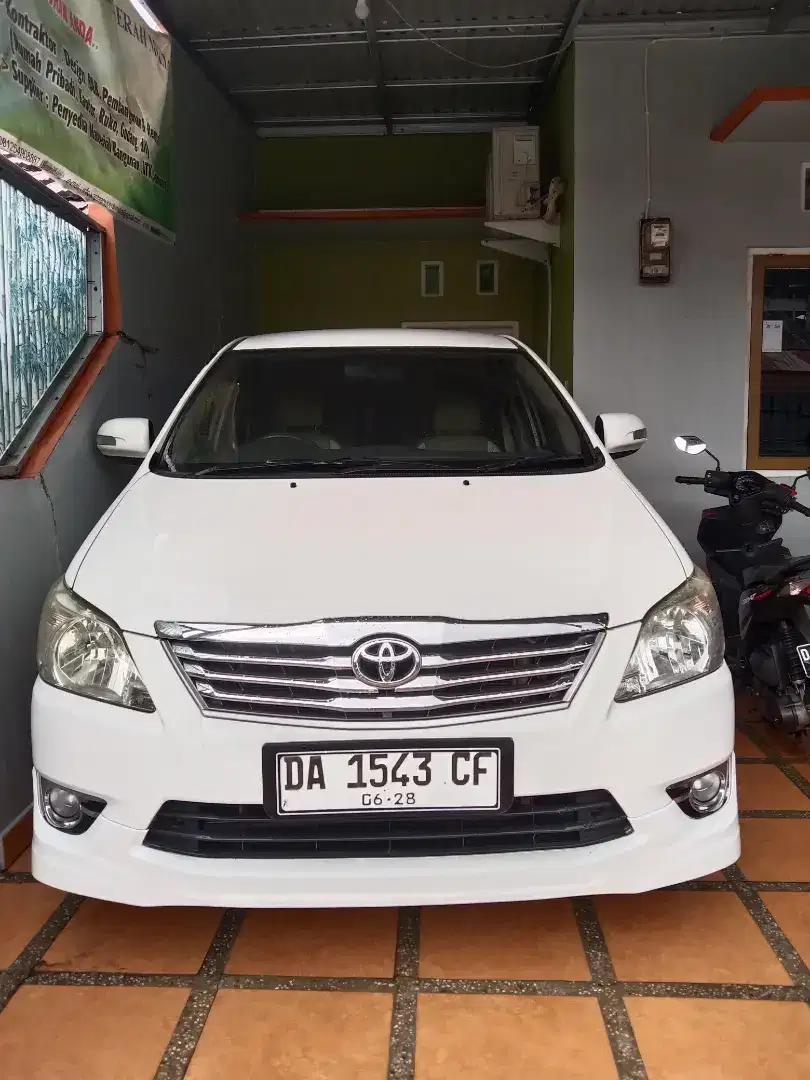 Innova G luxury manual 2012 &gt; 151,5 juta