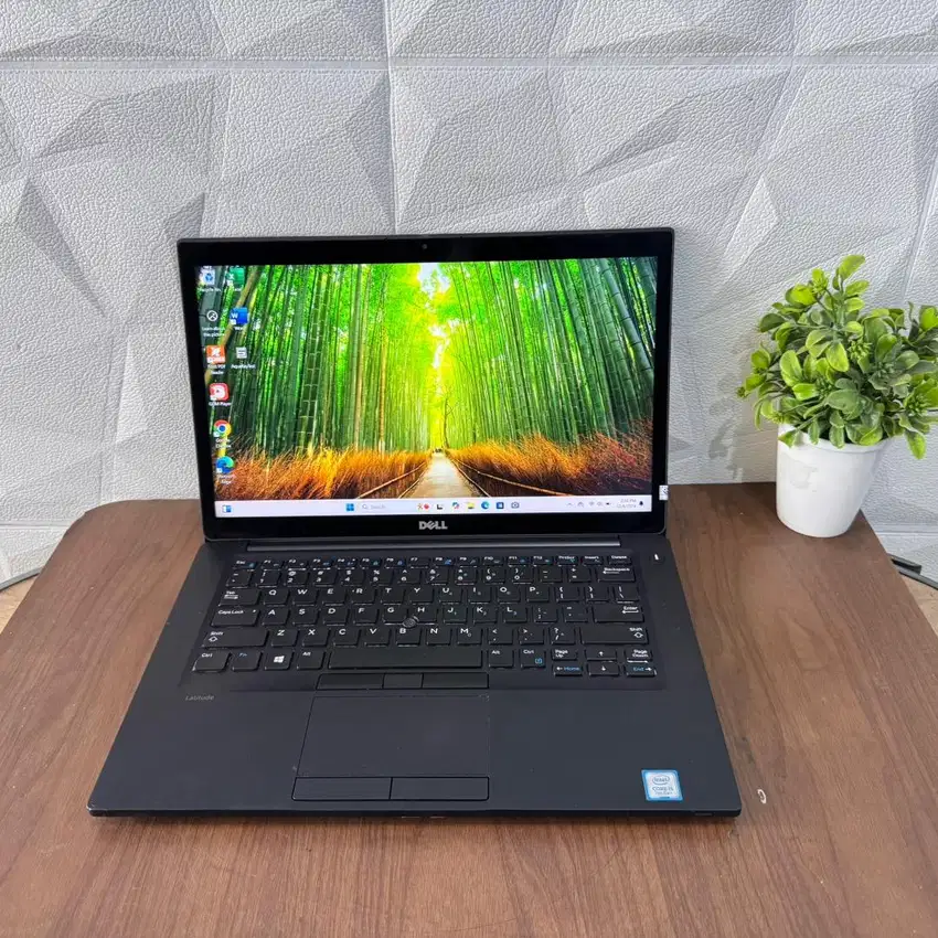 Laptop dell touchscreen murah