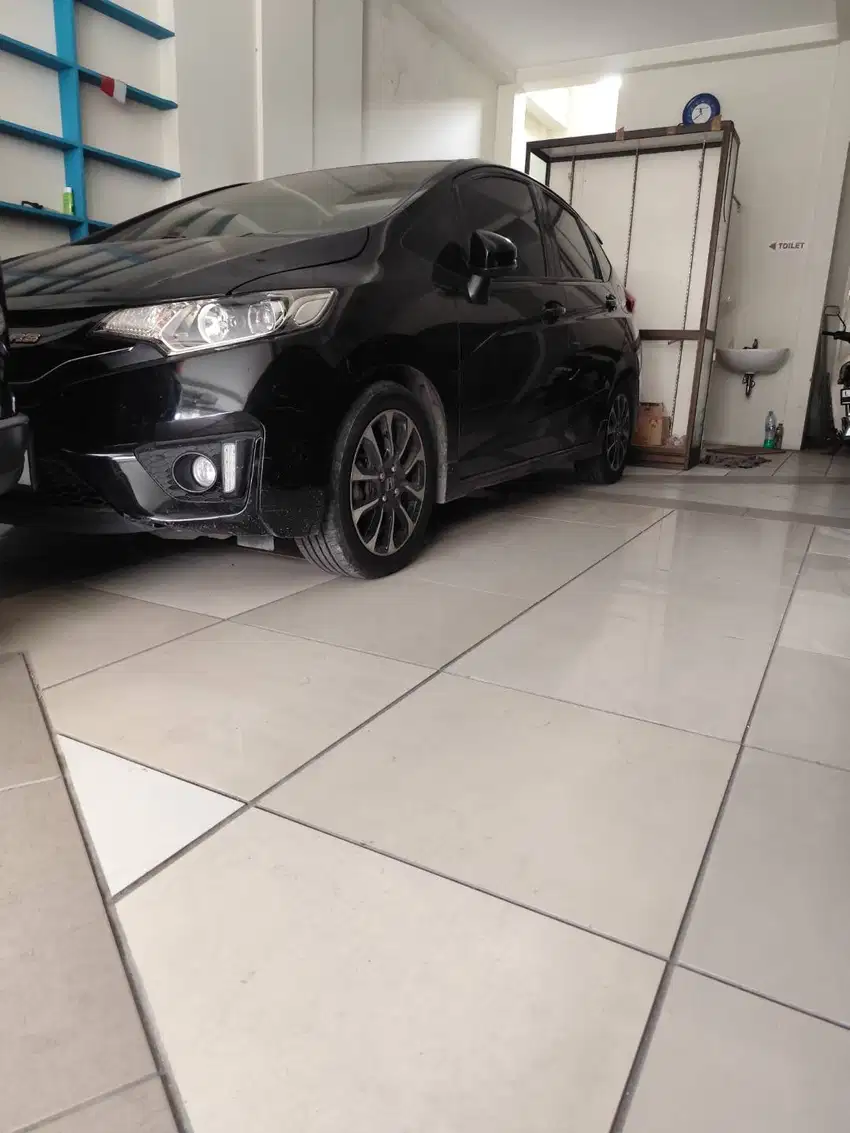 jual Jazz RS  CVT CKD Automatic 2016 Hitam pribadi type  tertinggi