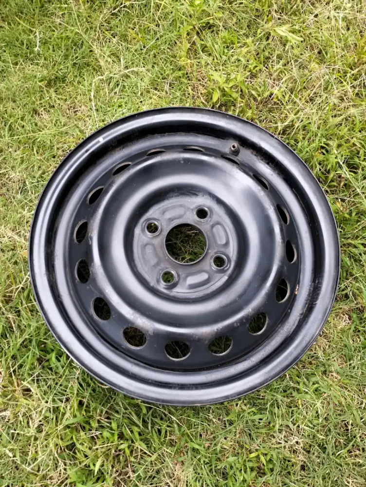 4 Velg Kaleng Daihatsu Sigra R14 Original Bonus 5 Wheel Dop Daihatsu