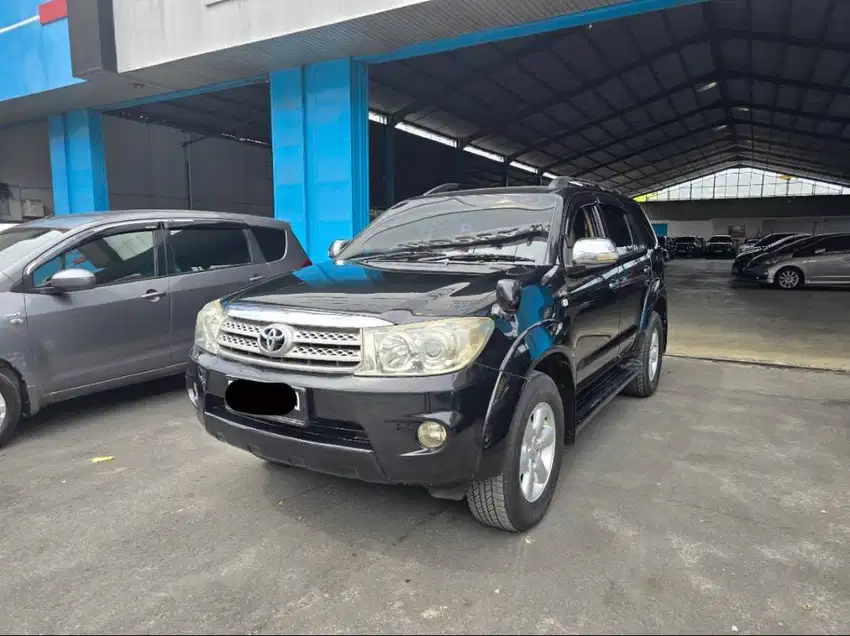 TDP 27 Juta! Toyota Fortuner 2.5 G Diesel AT Matic 2009