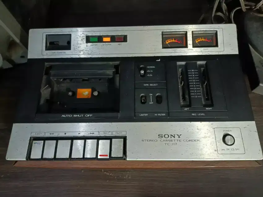 The Best Vintage & Legend Player : STEREO CASSETTE CORDER SONY TC-117