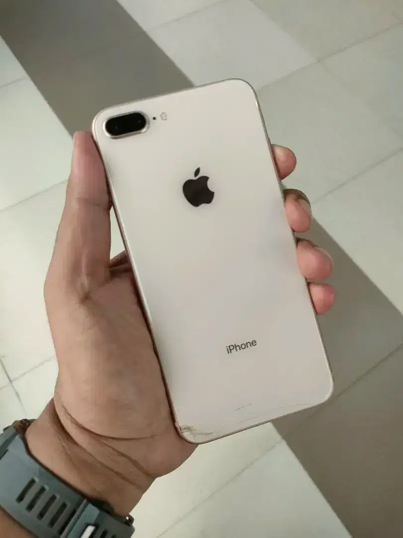 Iphone 8+ 256gb ex inter baseband wifi only mulus orian (batangan)