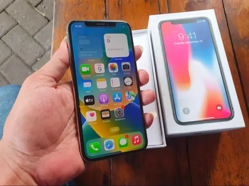 iPhone X 256GB White Lengkap