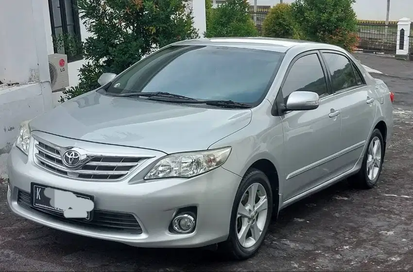 Corolla Altis G 1.8 AT 2012