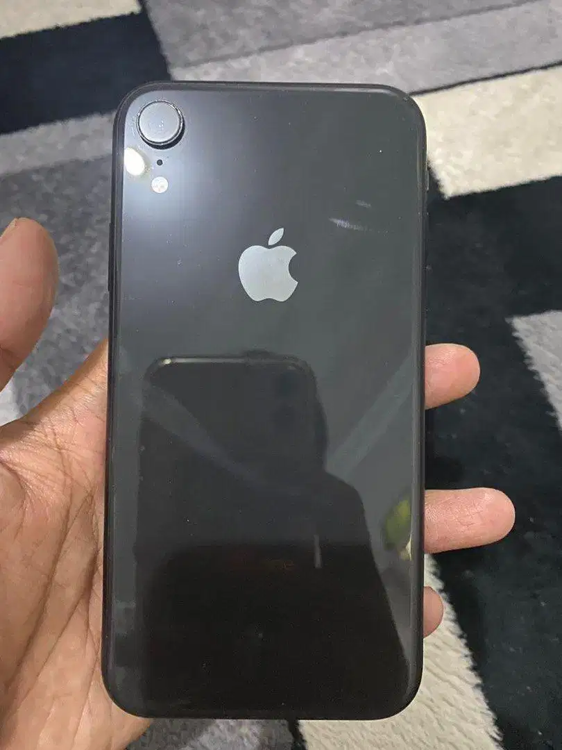 iPhone Xr 64 Gb Hitam