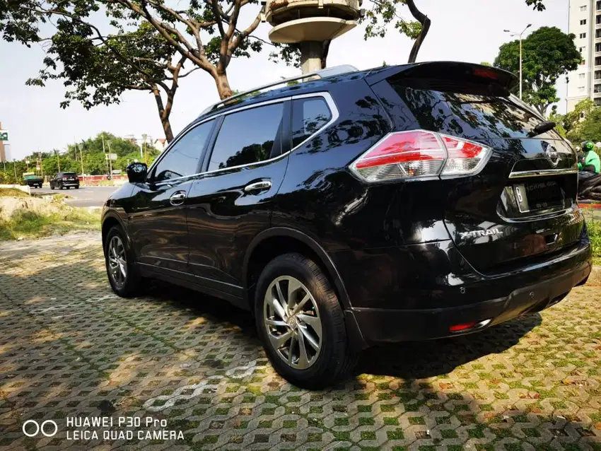 BAGUS SUV XTRAIL  DI BENGKEL RESMI NISSAN TRACK RECORD TERAWAT