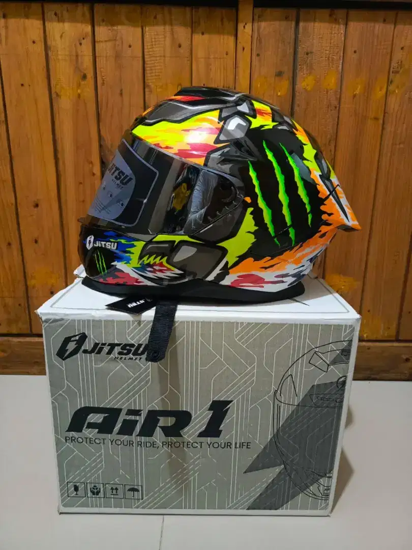 Helm Full Face Jitsu Air 1 - Carbon Tech