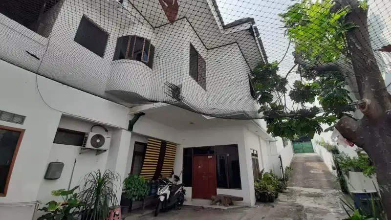 DIJUAL CEPAT RUMAH MEWAH SUPER STRATEGIS DI KEB BARU