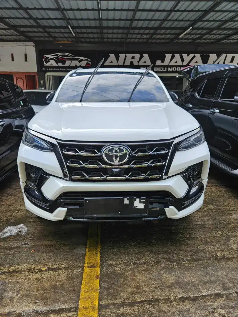 Fortuner GR 2,4 tahun 2021 metic nego