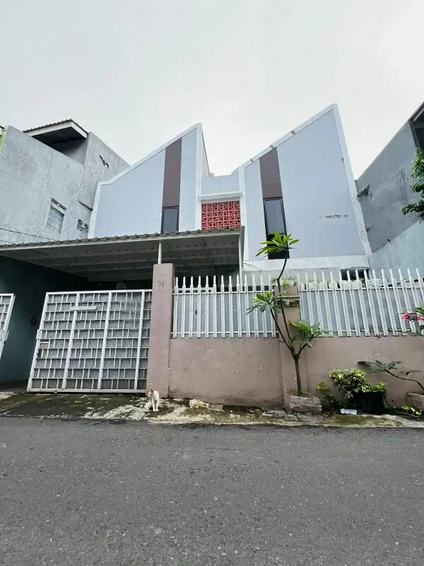 Dijual Rumah KOST Aktif 15 Kamar di Cililitan Kramat Jati