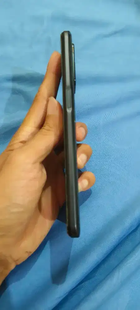 Realme 8, 8 / 128 second