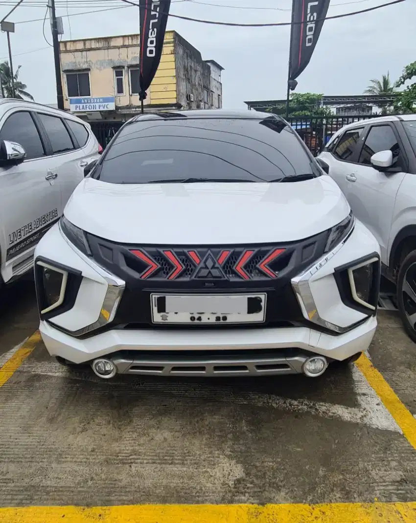 Xpander Ultimate Putih 2018