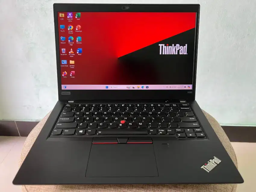 Dijual laptop murah mahasiswa LENOVO THINKPAD X390