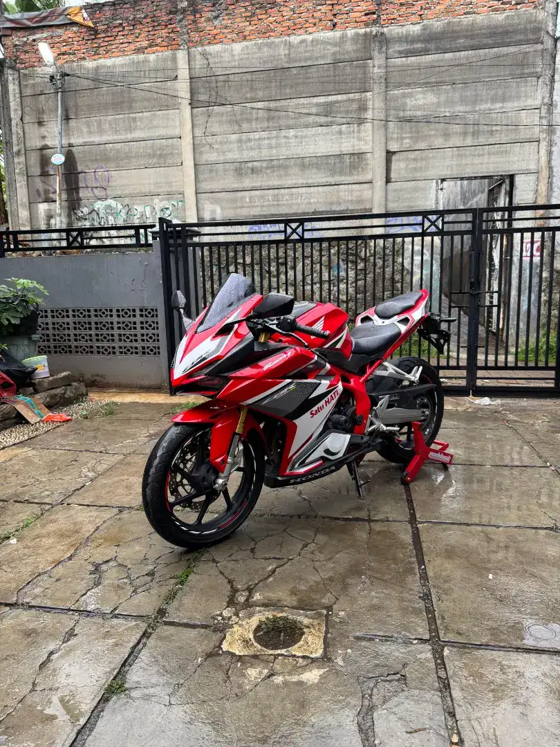 HONDA CBR 250 RR 2016