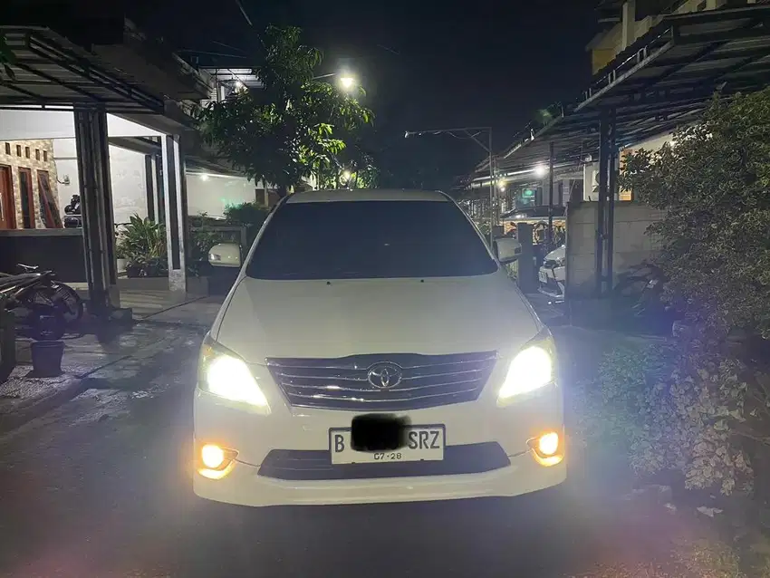 Toyota Kijang Innova 2013 Bensin