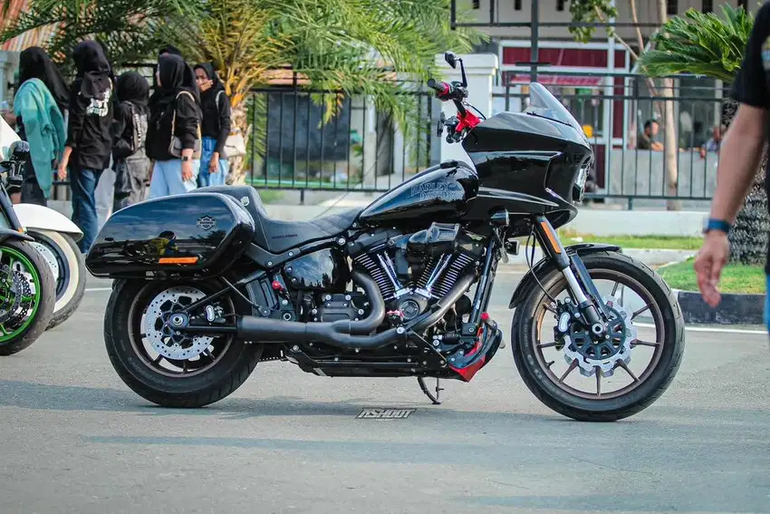 Harley davidson dyna low rider ST 2023