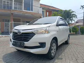 AVANZA E MANUAL 2017 KM 30.000