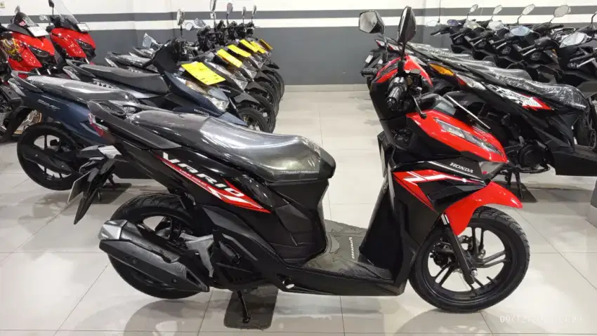 Vario new 125cc cash kredit