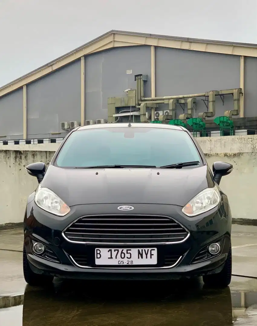 Ford Fiesta 1.5 S AT 2014 Hitam Automatic Ganjil Low KM