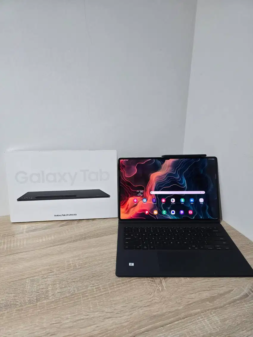 Samsung Galaxy Tab S9 Ultra 5G SEIN 12/256 + Keyboard Mantap 256GB