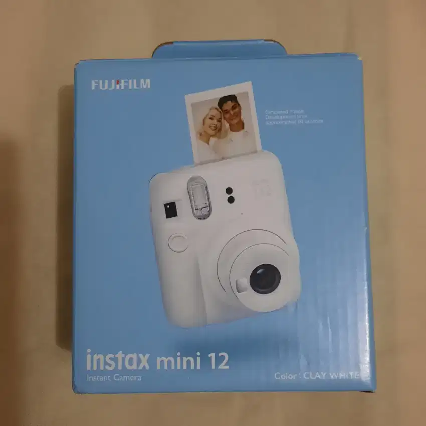 Instax Mini 12 Clay White