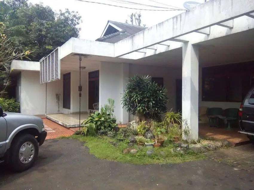 Dijual Rumah Tua Hitung Tanah di Lebak Bulus Sebelah RS Mayapada