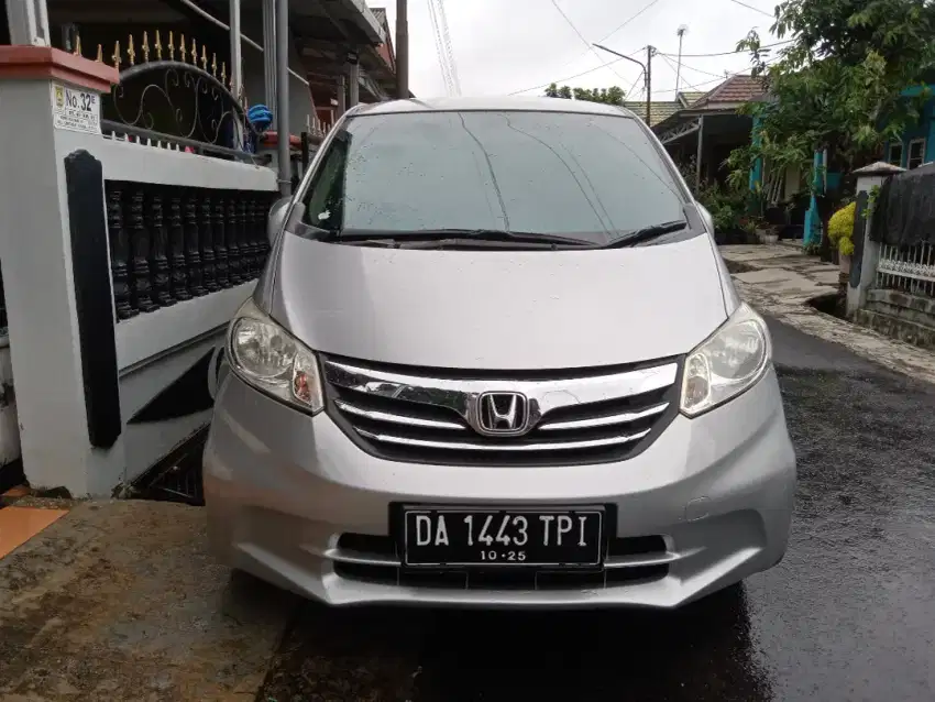 Honda Freed PSD 2012 &gt; 141,5 jta nego