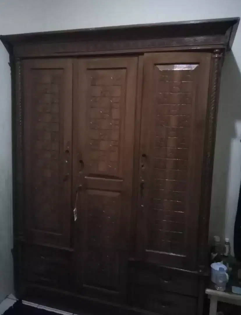 Lemari bufet full kayu jati jepara