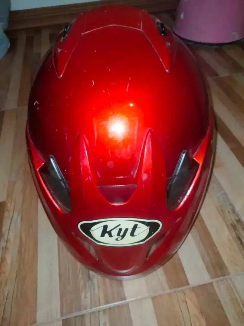 Helm Ori KYT bagus warna merah