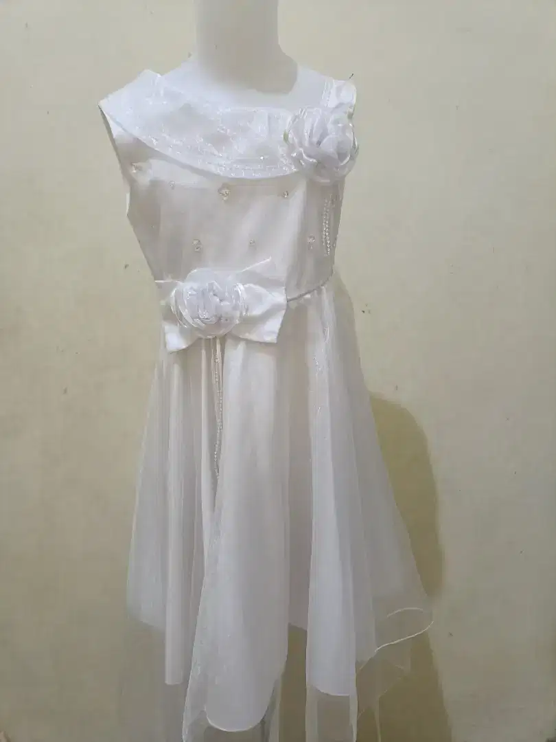 Dress putih anak