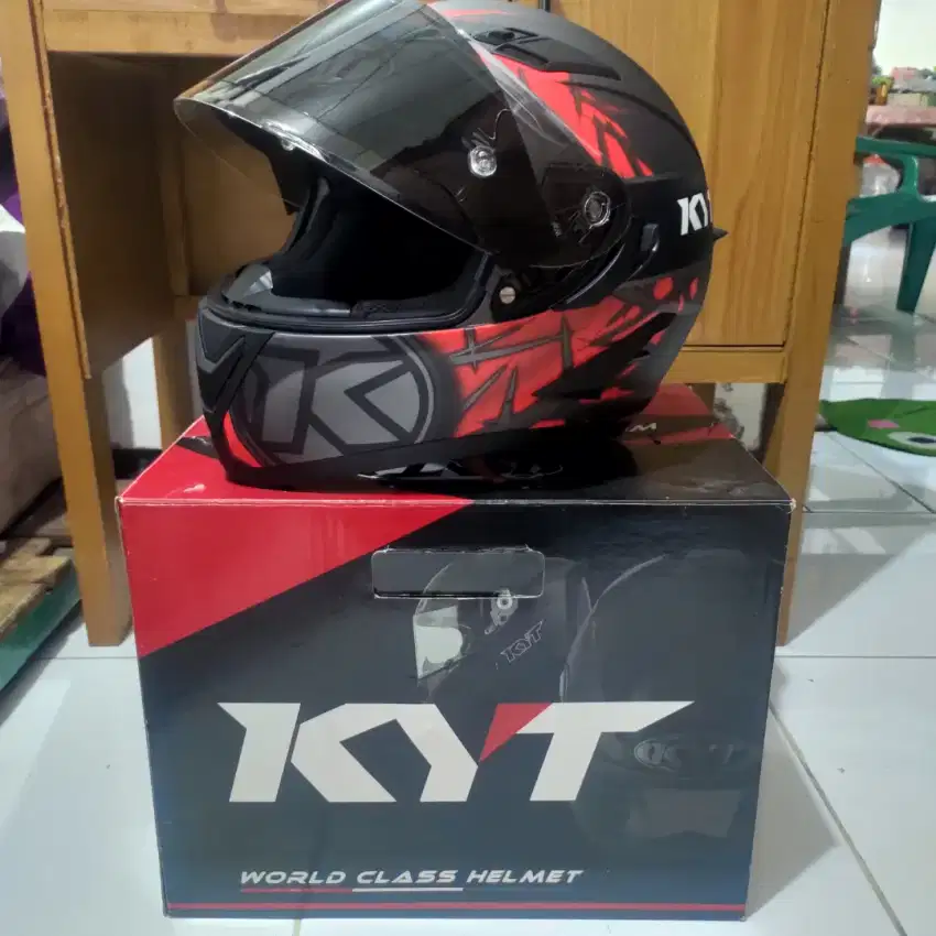 Helm KYT Falcon II FR Spike Gunmental Doft - Red Fluo