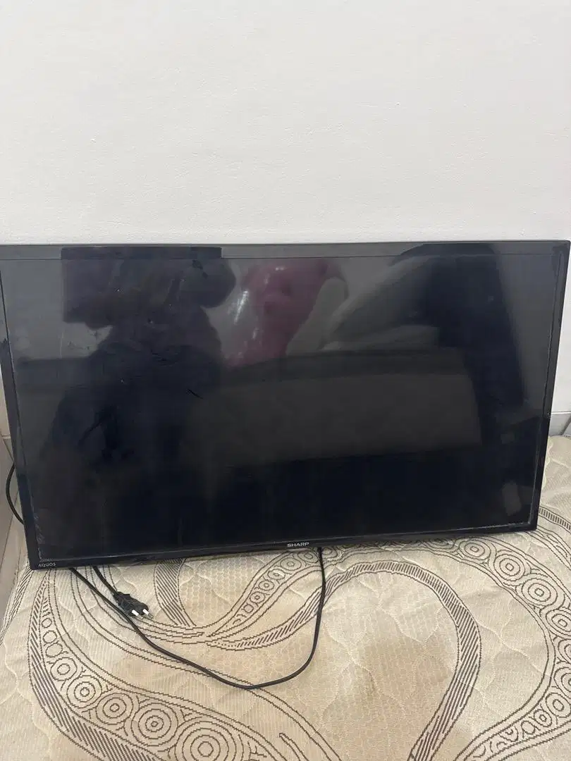 Di jual tv lcd 32inc