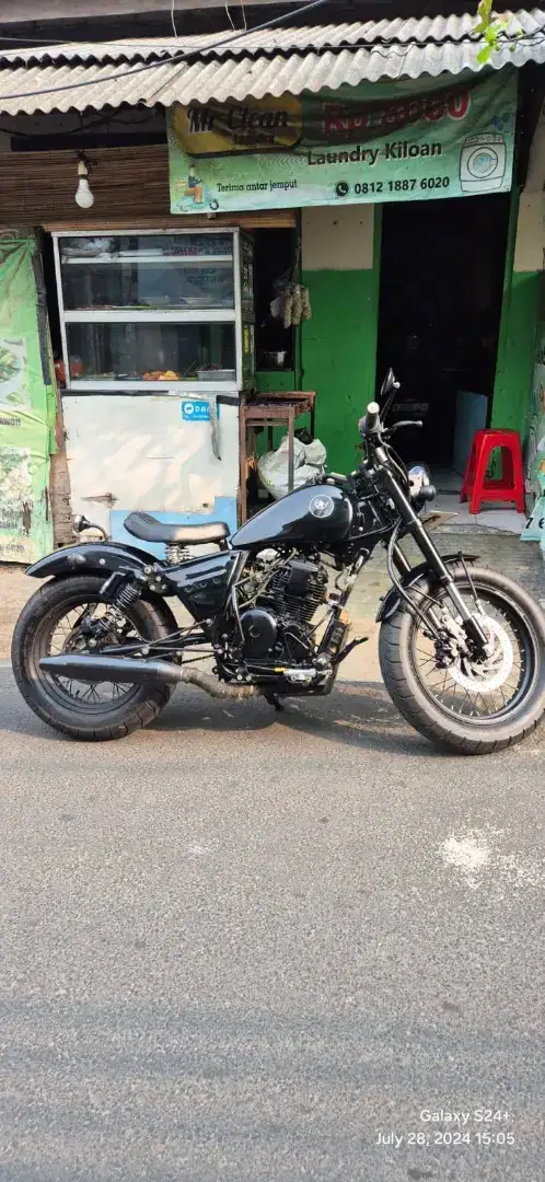 Yamahq Scorpio Custom