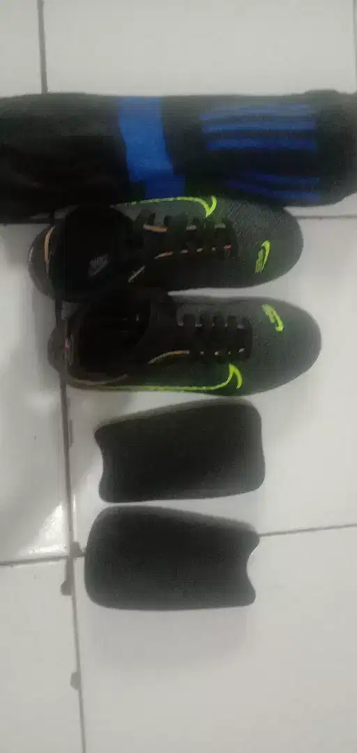 Sepatu futsal mercurial nike air original 100%