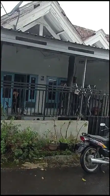 Rumah Poros Aspal Kampung Tasik Madu Malang