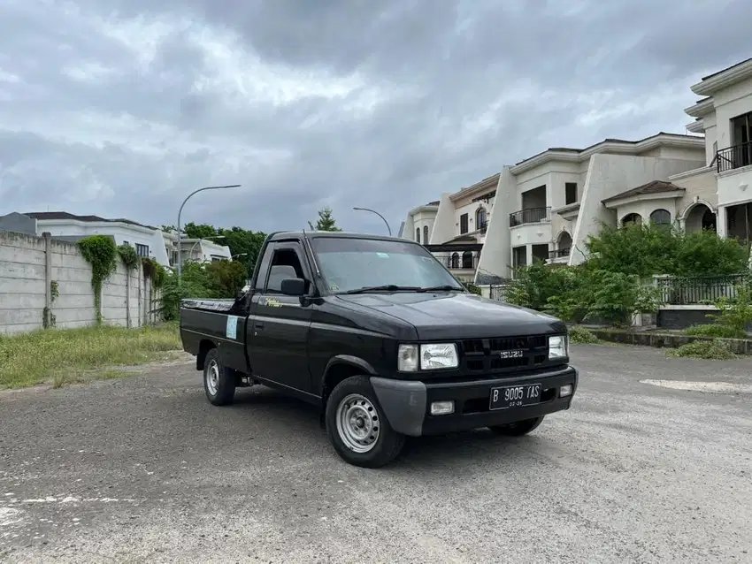 Isuzu Panther Pick Up TBR 54 Turbo