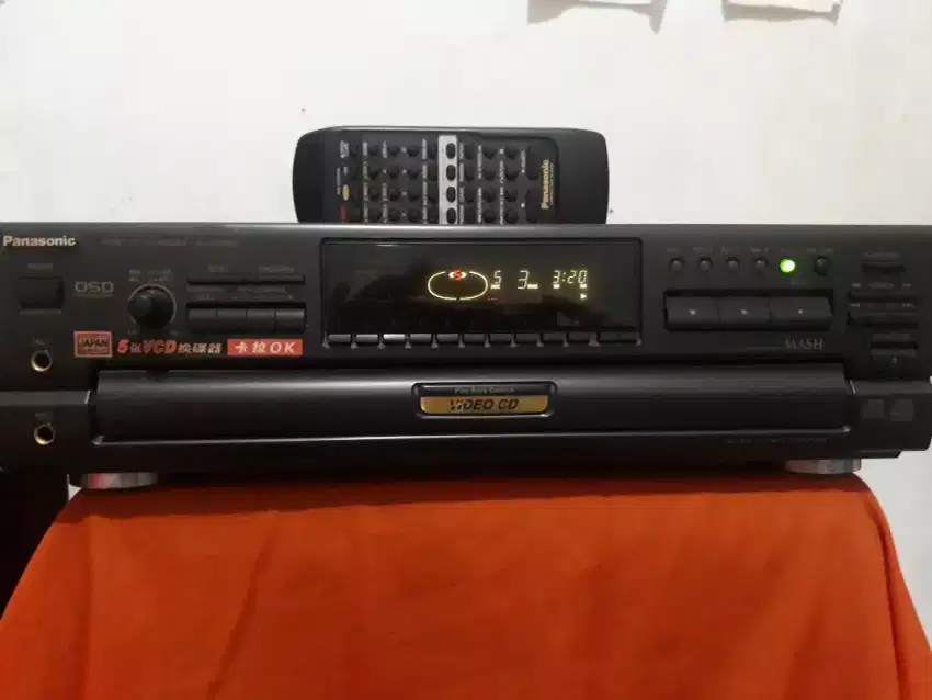 Panasonic SL-VM525 VCD-CD Player