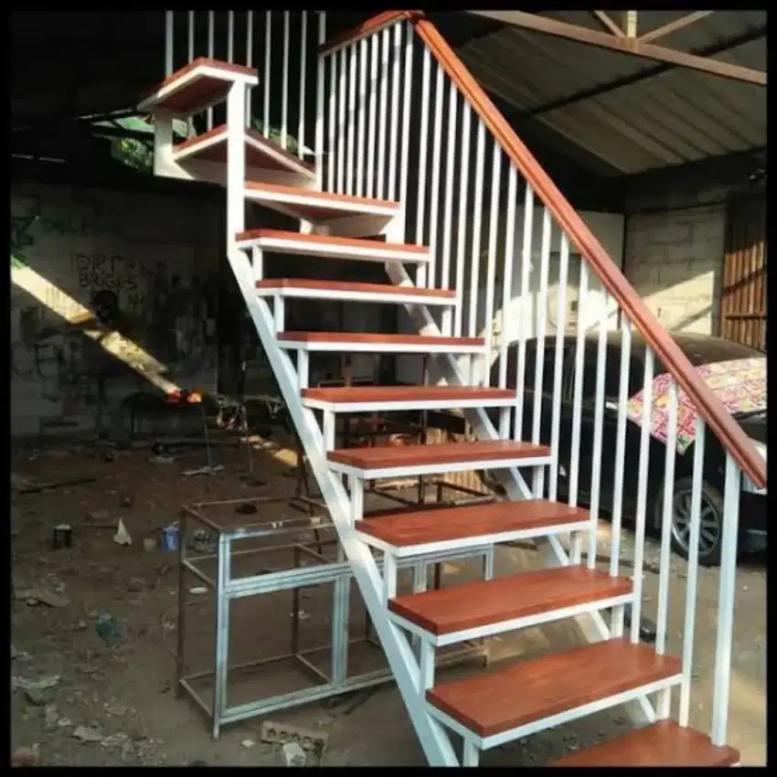 Tangga besi tangga putar railing tangga murah