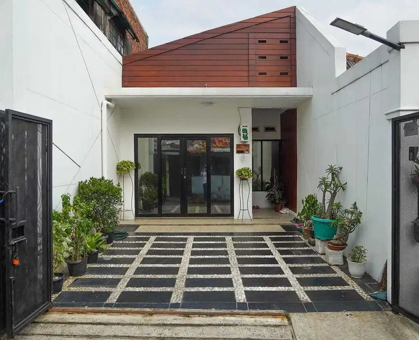 Dijual Rumah Makassar kota sekitar Daya, Paccerakkang, Jalan Perintis