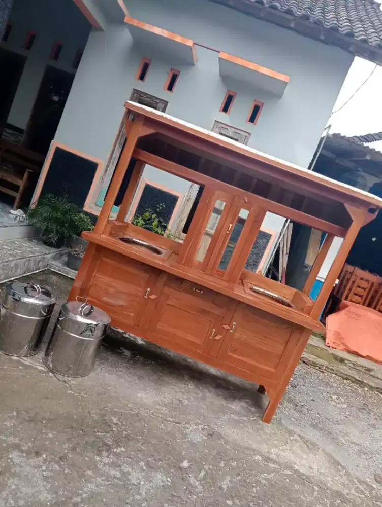 Gerobak Mie ayam Bakso